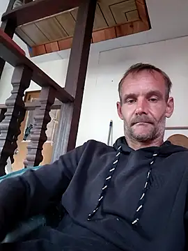 Hungwell1515 online show from January 13, 3:06 pm