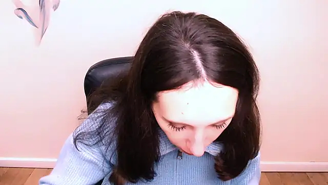 Snapshot of AlissaJersi chatting on November 7, 10:37 am AlissaJersi online show from November 7, 10:37 am