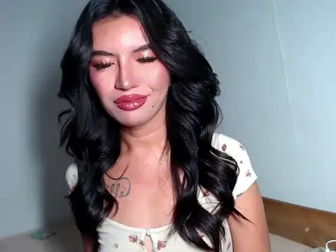 Snapshot of thinker_belle chatting on May 17, 3:30 pm thinker belle online show from May 17, 3:30 pm