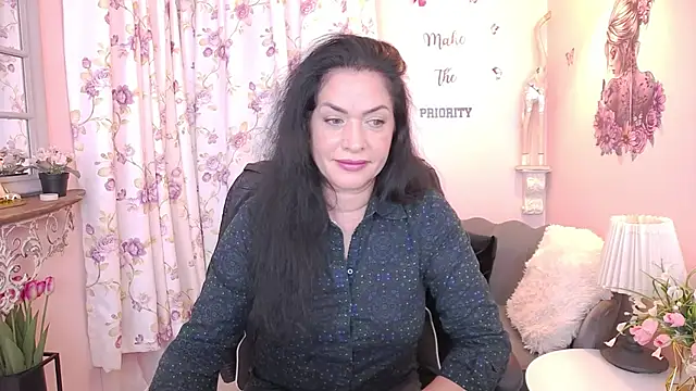 MyLovOne online show from January 5, 5:27 pm