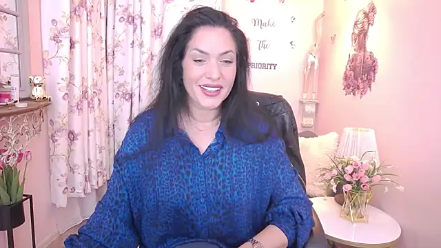 MyLovOne online show from March 31, 8:59 am