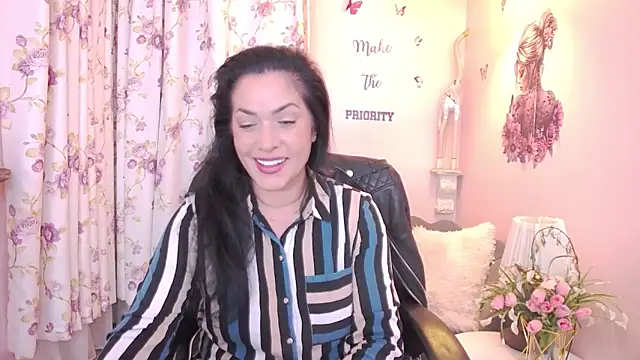 MyLovOne online show from April 10, 11:26 am