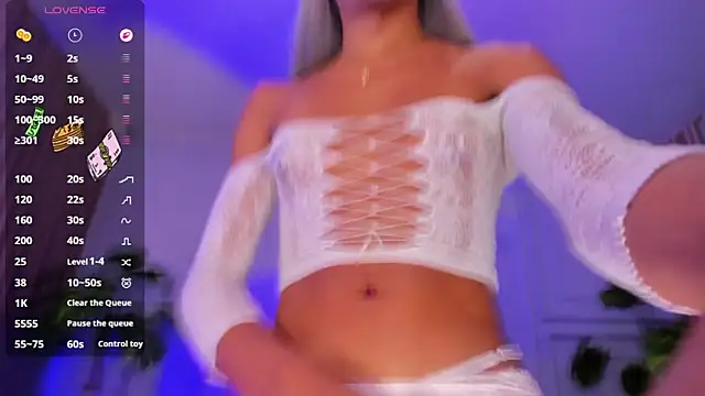 keytinthomson  online show from June 29, 8:09 pm