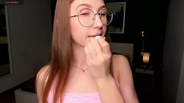 Snapshot of EditaBand chatting on November 10, 7:24 pm EditaBand online show from November 10, 7:24 pm