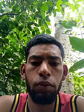 Snapshot of Negritohot2828 chatting on September 12, 7:47 pm Negritohot2828 online show from September 12, 7:47 pm