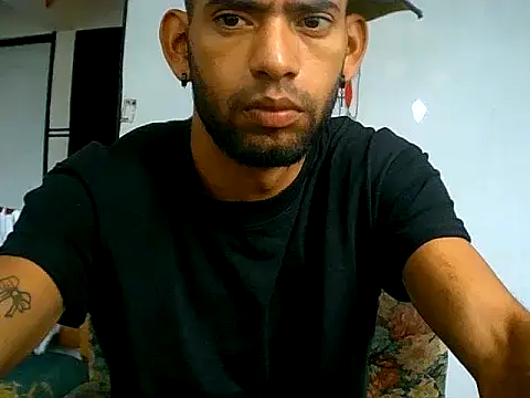 Negritohot2828 online show from April 5, 2:14 pm