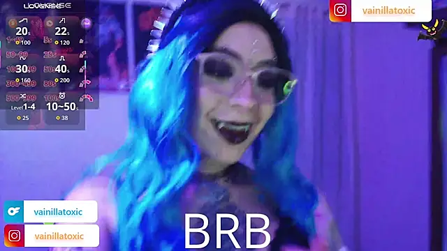 vainilla doll online show from January 15, 11:08 pm