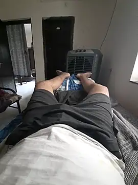 Yourslovingdick online show from April 20, 6:16 am