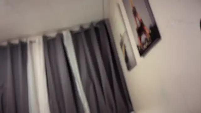 sabrina cutieee69 online show from September 26, 5:44 am