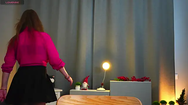 LorettaGladman online show from April 11, 4:06 am