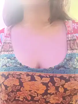 Snapshot of Naina_007 chatting on September 20, 4:41 pm Naina 007 online show from September 20, 4:41 pm