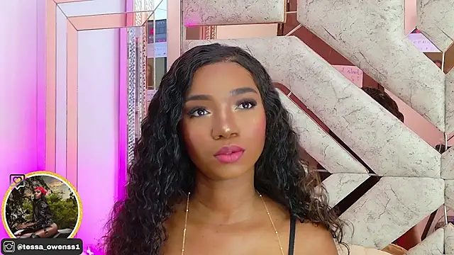 Snapshot of Tessa_Owenss chatting on October 23, 8:29 pm Tessa Owenss online show from October 23, 8:29 pm