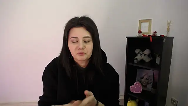 Katrin kiss  online show from February 5, 1:27 pm