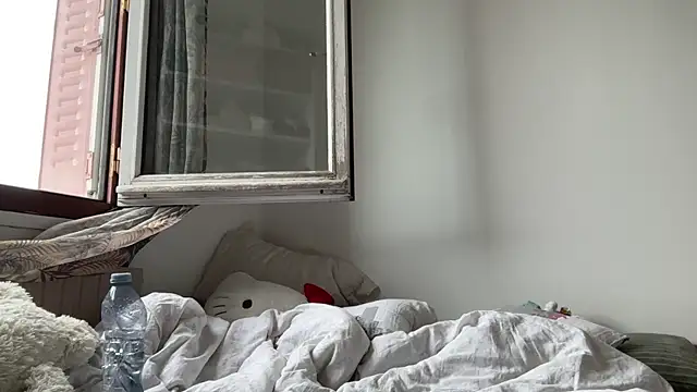 Snapshot of NIQUE_TARAXX chatting on September 14, 1:43 pm NIQUE TARAXX online show from September 14, 1:43 pm