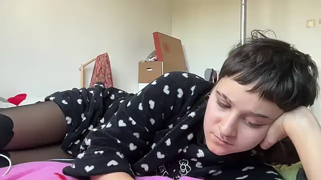 Snapshot of NIQUE_TARAXX chatting on September 28, 4:12 pm NIQUE TARAXX online show from September 28, 4:12 pm