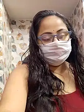 Snapshot of nisha_1110 chatting on April 25, 6:16 pm nisha 1110 online show from April 25, 6:16 pm