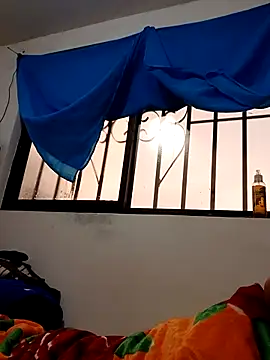 yaneth  online show from October 22, 11:32 am