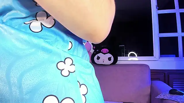 harimoon1 online show from December 15, 3:22 am