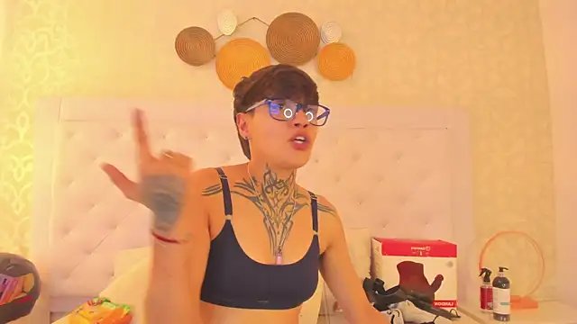 b3k afrodict online show from September 18, 7:49 pm