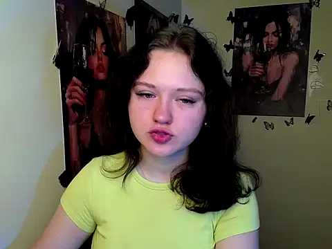 LadyAlice  online show from October 15, 6:13 am