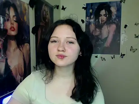 Snapshot of LadyAlice_ chatting on December 22, 7:22 pm LadyAlice online show from December 22, 7:22 pm