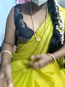 Snapshot of lolida69thamil chatting on April 26, 4:54 am lolida69thamil online show from April 26, 4:54 am