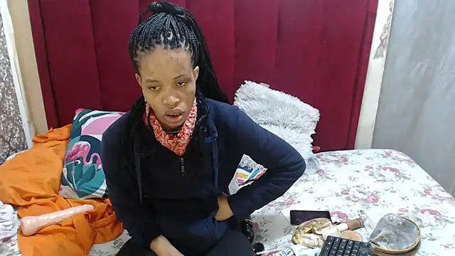 SexyChantyBabe25 online show from October 6, 10:45 am