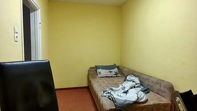 k74robert online show from April 16, 4:08 pm