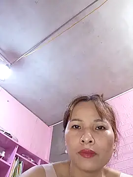 Snapshot of NG_N chatting on October 30, 1:18 am NG N online show from October 30, 1:18 am