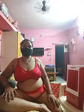 Snapshot of biggbobbsgirl chatting on May 27, 6:27 pm biggbobbsgirl online show from May 27, 6:27 pm