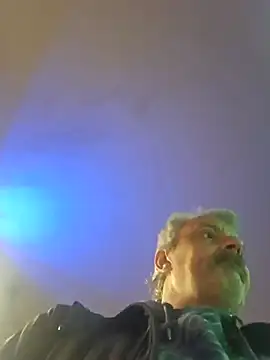 Snapshot of Fonse1860 chatting on October 1, 8:15 pm Fonse1860 online show from October 1, 8:15 pm