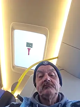 Snapshot of Fonse1860 chatting on December 3, 9:40 am Fonse1860 online show from December 3, 9:40 am