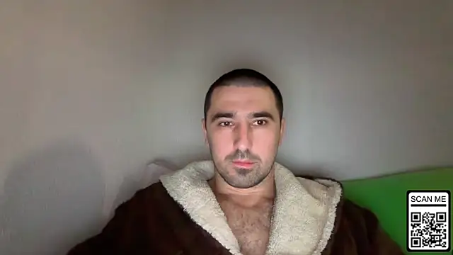 Hard to Obey online show from December 4, 8:50 pm