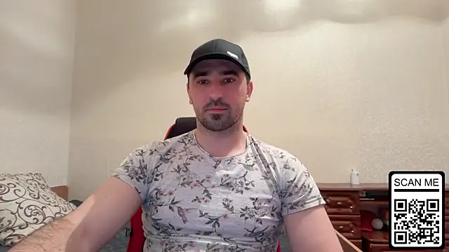 Snapshot of Hard_to_Obey chatting on April 21, 6:34 pm Hard to Obey online show from April 21, 6:34 pm