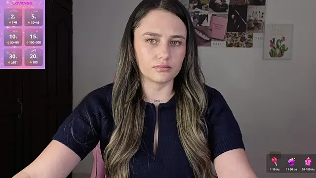 Snapshot of Veronika__Winslow_ chatting on July 30, 11:26 pm Veronika Winslow online show from July 30, 11:26 pm