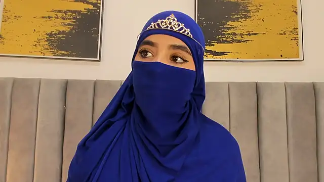 nayiraa  online show from February 10, 6:45 pm