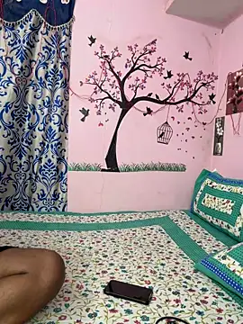 Snapshot of Lovlycouple1 chatting on March 1, 5:26 pm Lovlycouple1 online show from March 1, 5:26 pm