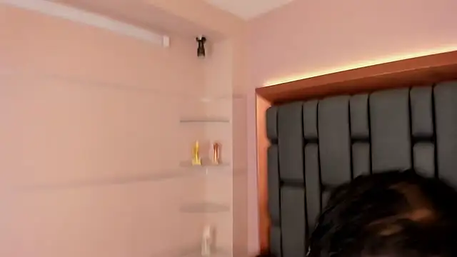 LisaMendez online show from September 25, 3:43 am