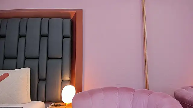 LisaMendez online show from March 13, 3:24 am