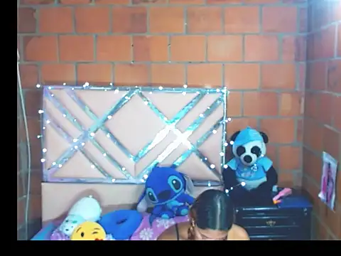 Snapshot of brytany_squirrt chatting on September 19, 12:56 am brytany squirrt online show from September 19, 12:56 am