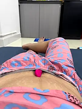 sharon-Hanna online show from October 20, 12:38 pm