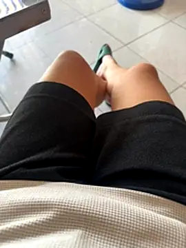 sharon-Hanna online show from November 19, 1:16 am