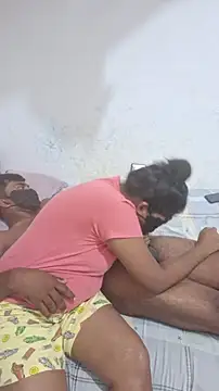 Amaayaa online show from February 14, 11:45 pm