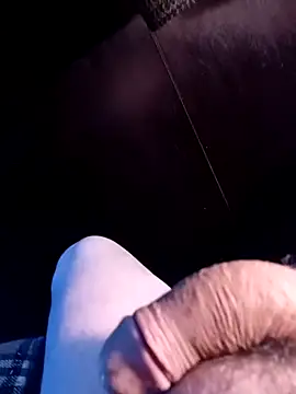 69dagosto online show from March 17, 9:01 am