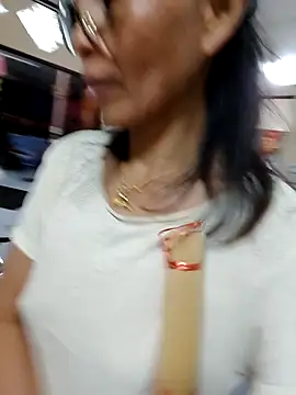 Mama Eva 1 online show from February 20, 11:05 pm