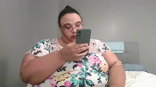 SexyBBW10790 online show from March 3, 3:18 pm