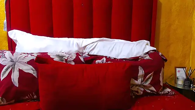 Candycrush2555 online show from October 19, 4:29 pm