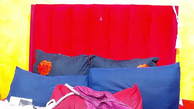 Candycrush2555 online show from January 13, 6:18 am