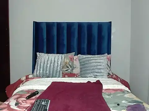 Candycrush2555 online show from March 27, 3:12 pm