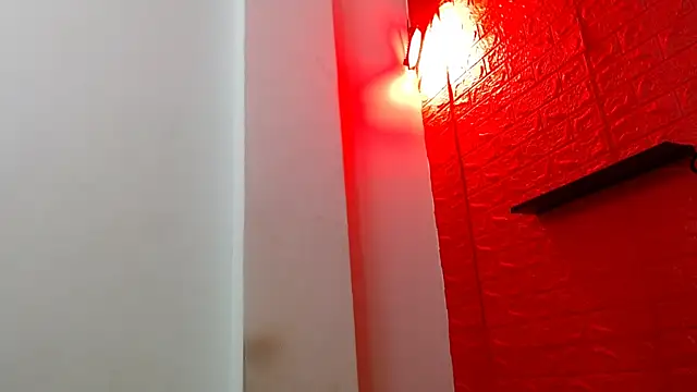 bdsmforever18 online show from March 1, 2:13 am